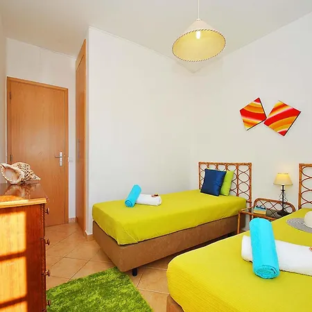 Villa In Albufeira Near Praia Da Oura Beach * Albufeira