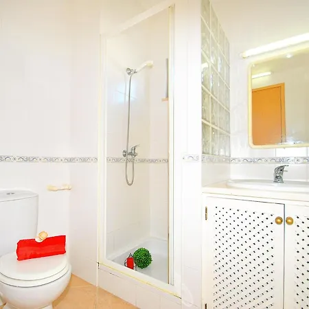 Villa In Albufeira Near Praia Da Oura Beach Vila Albufeira