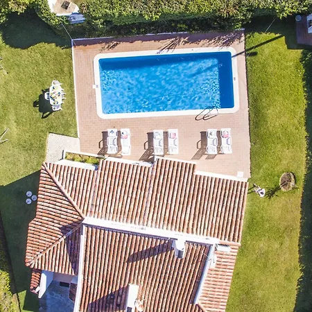 Villa In Albufeira Near Praia Da Oura Beach فيلة